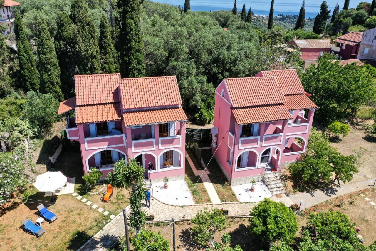 Alice'S & Teo'S Houses Khlomotiná Exterior photo